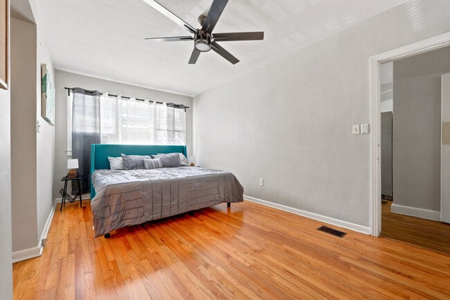 Photo - 949 SW 13th St Unit SI ID1611303P