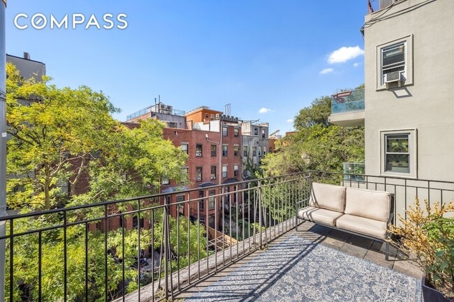 Building Photo - 132 W 123rd St Unit 3