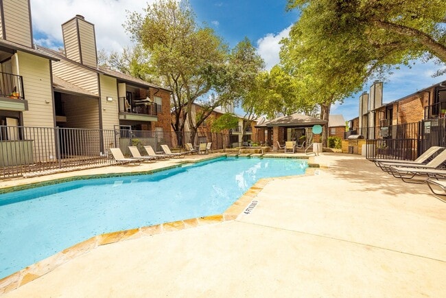 Photo - Acadia on the Lake