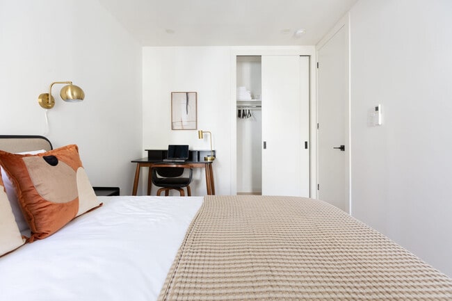 Photo - 131 Greenpoint Ave Unit ID1013714P