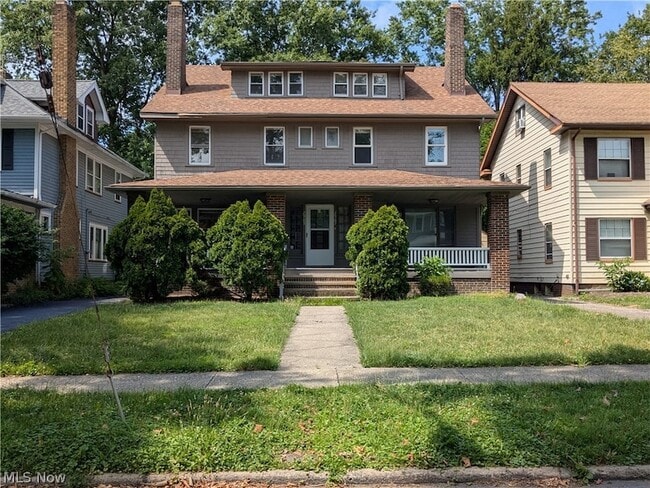 Photo - 2965 E Derbyshire Rd