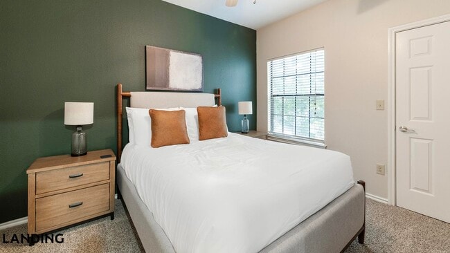 Photo - 165 Forestbrook Dr Unit 724