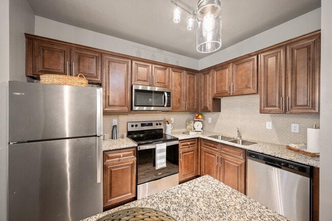 Photo - Lake Villas Apartments