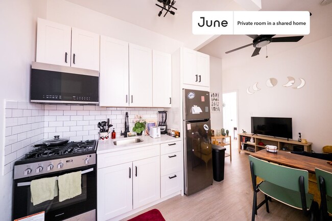 Photo - Private bedroom in 2 bed/1 bath Home Unit B Condo