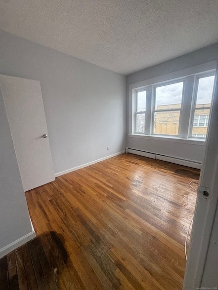 Photo - 335 Wells St Unit 24