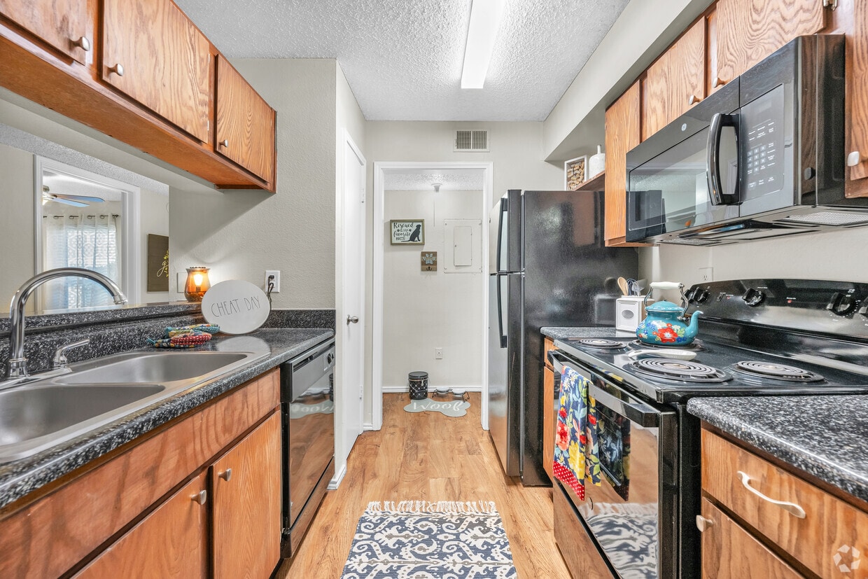 Floor Plan - Two Bedrooms, One and a Half Baths