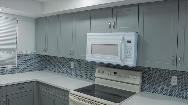 Photo - 9421 Evergreen Pl Unit 103