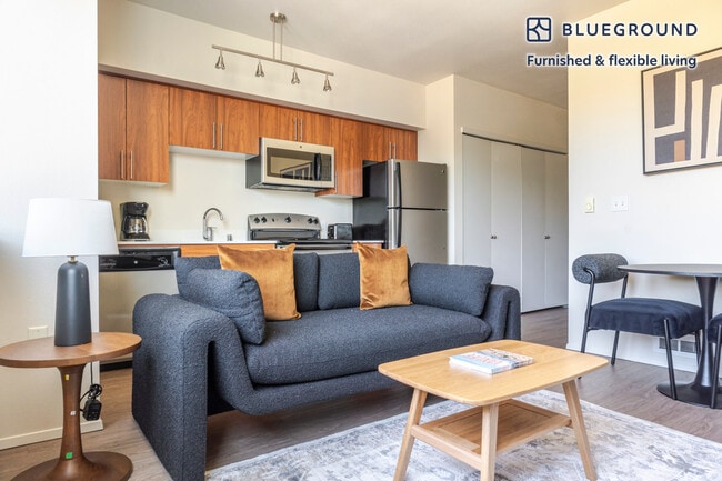 Photo - 4302 7th Ave NE Unit FL3-ID914