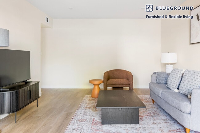 Photo - 2721 Midtown Ct Unit SI FL1-ID1869