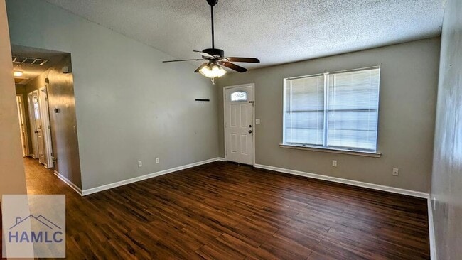 Photo - 103 Angie St