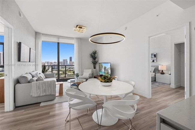 Building Photo - 101 Diplomat Pkwy Unit 2408