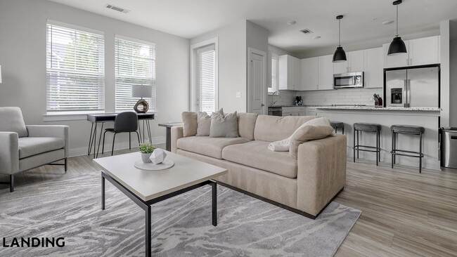 Building Photo - 3005 Chestnut Grv Ln Unit 1203