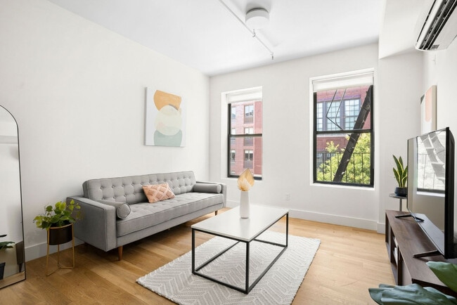 Building Photo - 517 W 45th St Unit SI ID1224964P