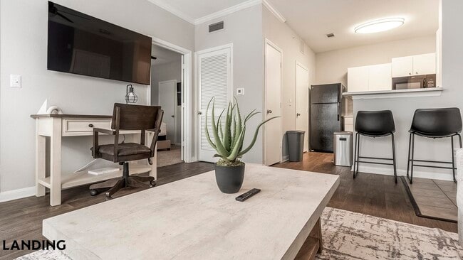 Photo - 9835 Fredericksburg Rd Unit 1324