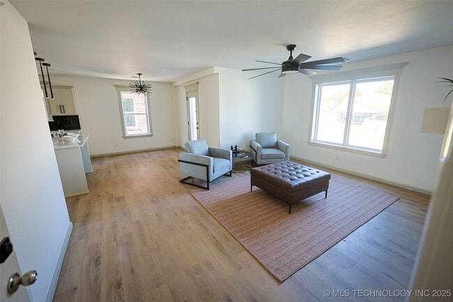 Photo - 108 W 2nd St