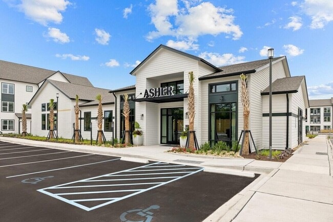 Photo - 3812 W Montague Ave