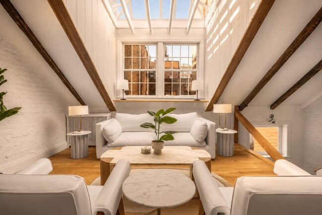 Building Photo - 131 MacDougal St Unit SI ID1503012P