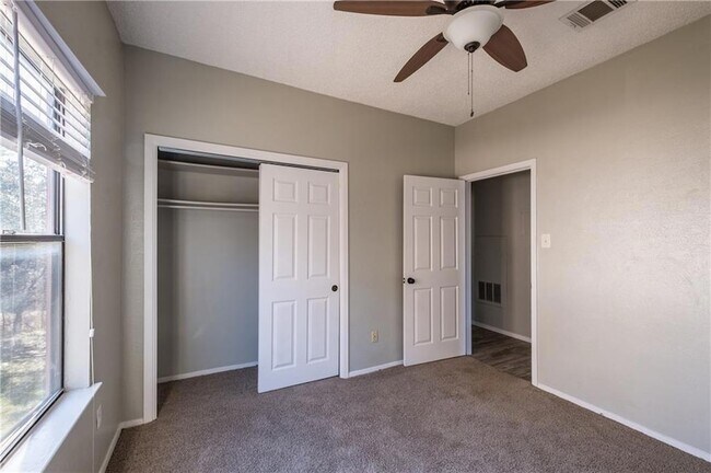 Photo - 5305 Indio Cove Unit B