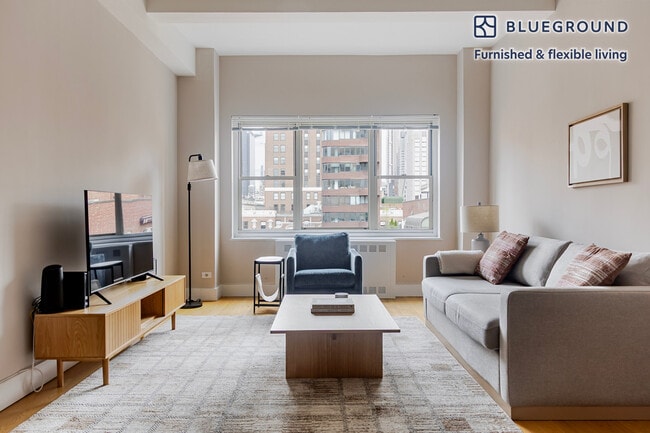 Building Photo - 28 Park Ave Unit SI FL15-ID1842