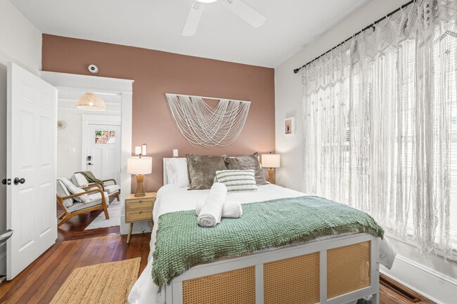 Photo - 808 Carrick St Unit ID1320097P