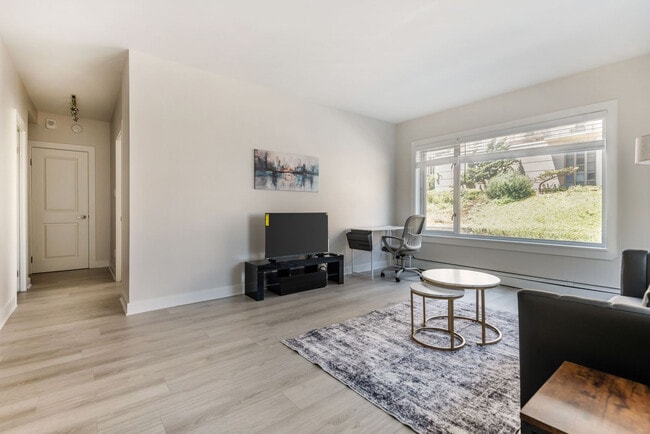 Photo - 899 Pine St Unit SI FL2-ID1338731P