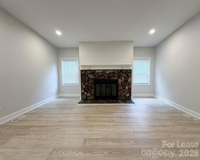 Photo - 4111 Brown Dr