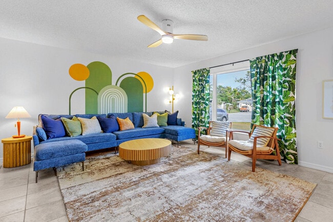 Building Photo - 11312 112th St N Unit ID1041984P