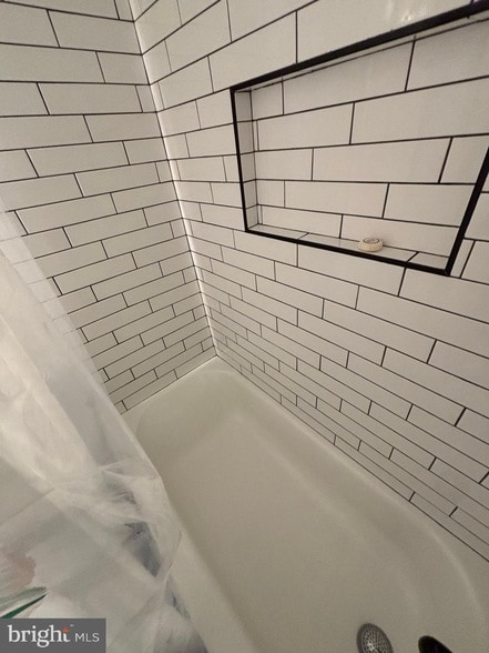 Photo - 1702 10th St NW