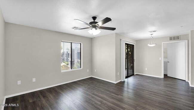 Photo - 5611 S 32nd St Unit 2