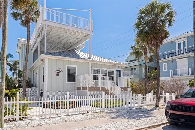 Building Photo - 106 7th Ave