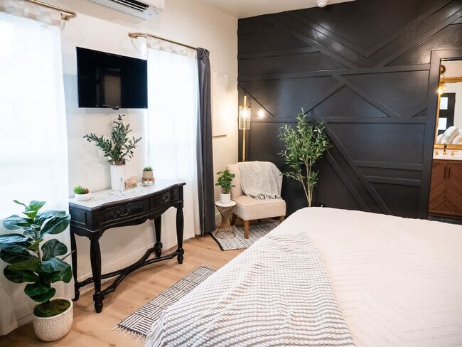 Photo - 3413 W Sunset Ave Unit SI ID1460935P