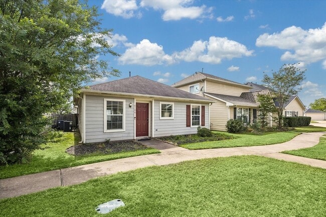 Photo - 6106 Settlers Lake Cir E