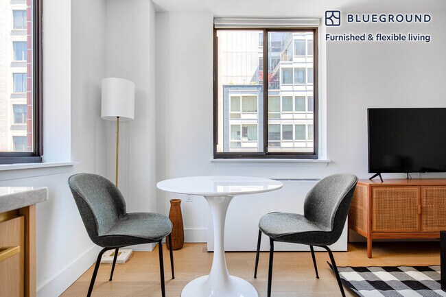 Photo - 250 W 19th St Unit FL7-ID609