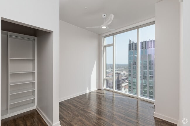2BR, 2BA - 1,075SF - Bedroom - 505