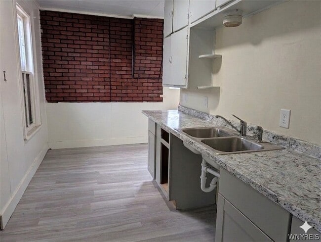 Photo - 616 7th St