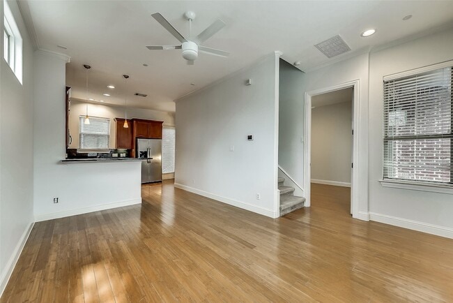 Photo - 2606 N Henderson Ave Unit A