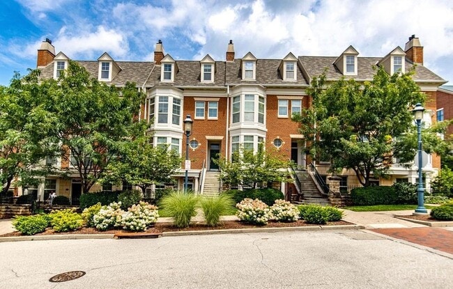 Building Photo - 219 Stetson St Unit 219