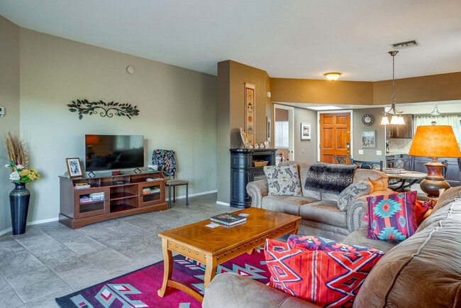 Photo - 1754 W Camino Estelar Unit SI FL1-ID1626438P