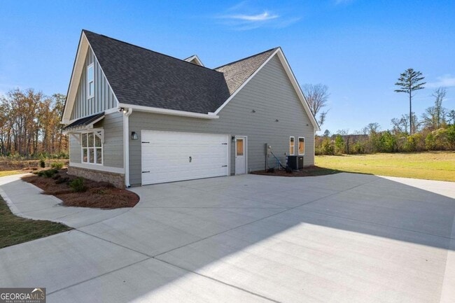 Photo - 374 Conner Ln