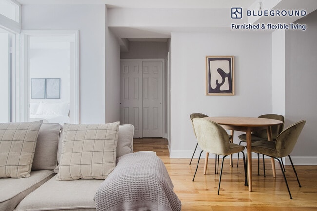 Photo - 301 E 47th St Unit FL15-ID1735