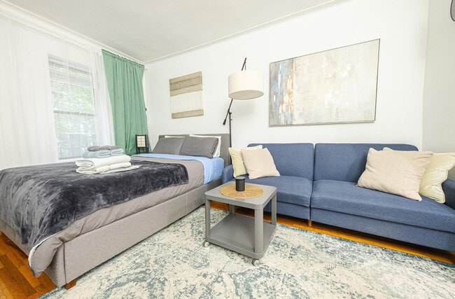 Building Photo - 328 E 74th St Unit ID1031980P