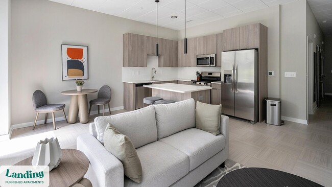 Photo - 600 19th St N Unit 212.1409740