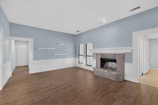 Photo - 1207 Mistywood Ln
