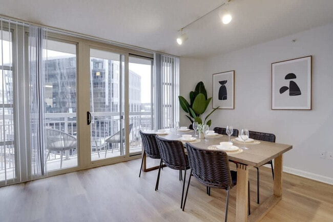 Photo - 901 N Pollard St Unit FL6-ID1022556P