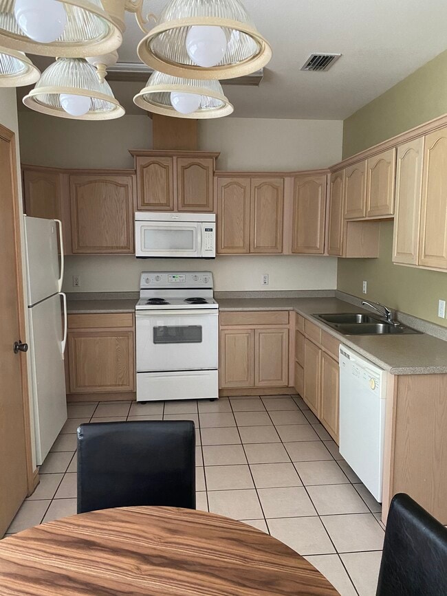 Photo - Atrium Place