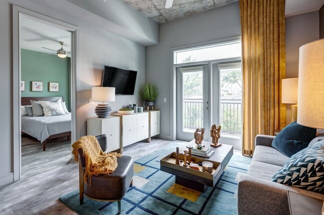 Photo - Esperanza Domain