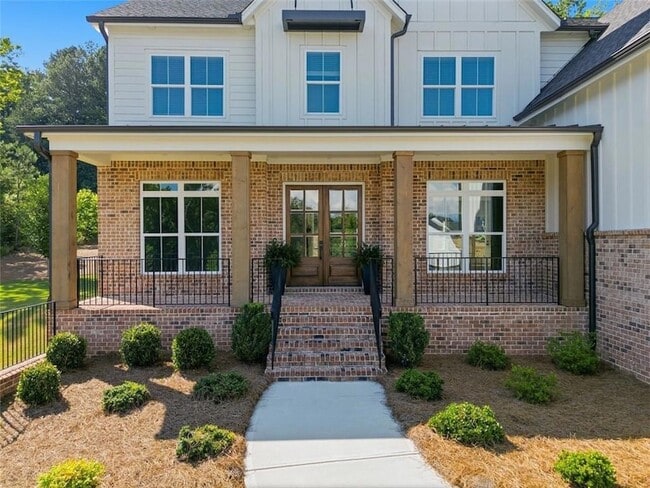 Photo - 401 Oakleigh Ave