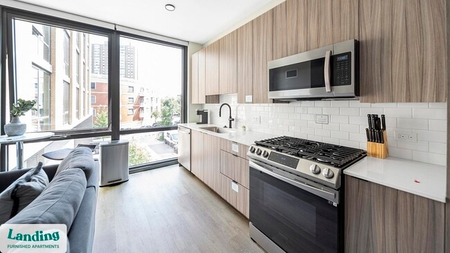 Photo - 4611 N Broadway Unit 206.1405807