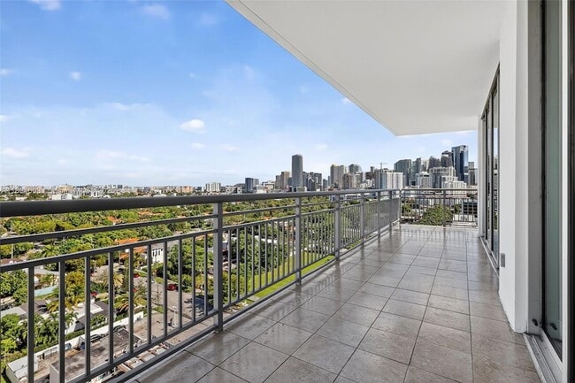 Photo - 2021 SW 3rd Ave Unit PH3