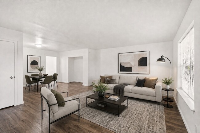 Building Photo - 7931 Royal Ln Unit 215G